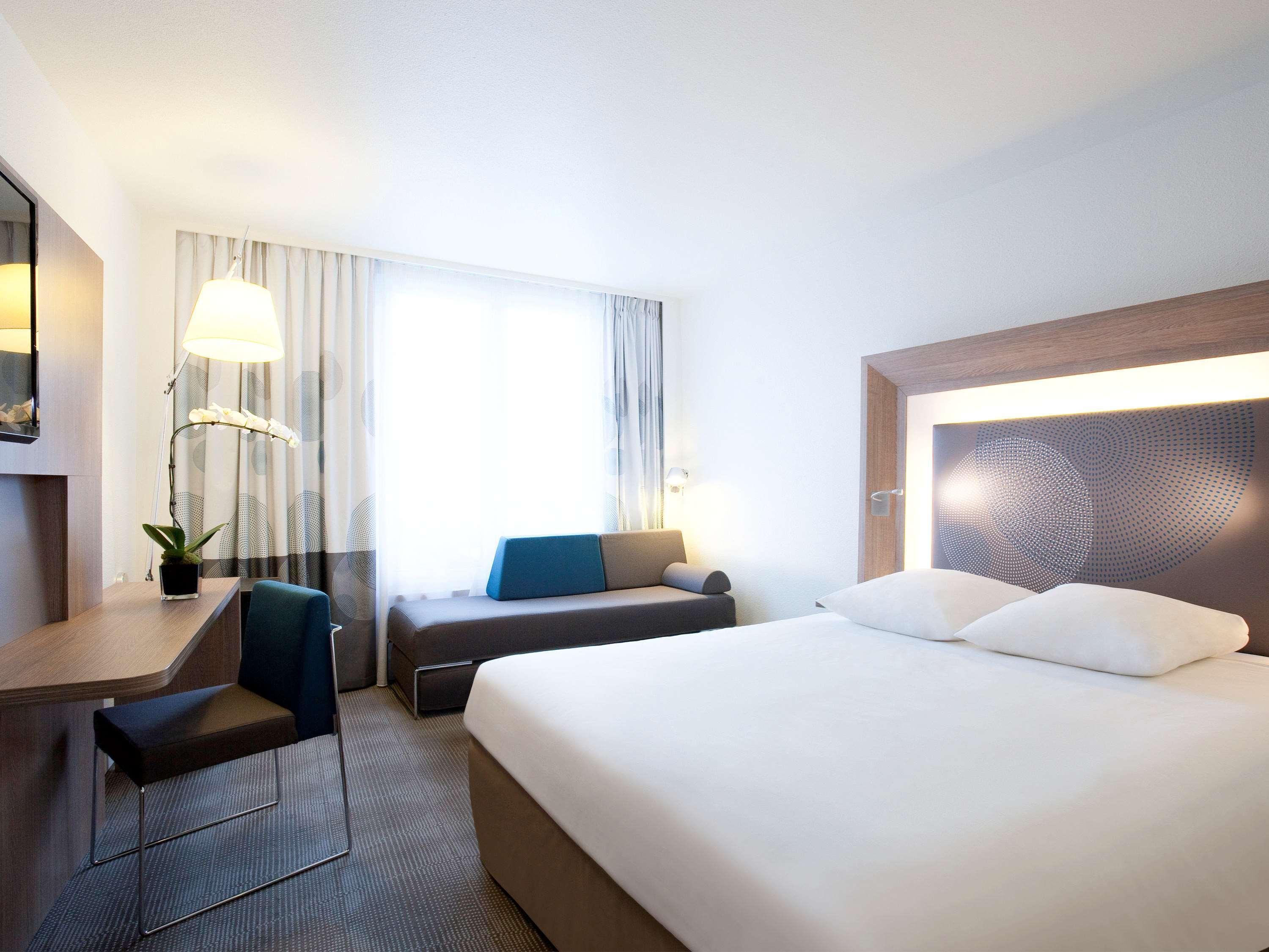 Novotel Fontainebleau 4* Ury