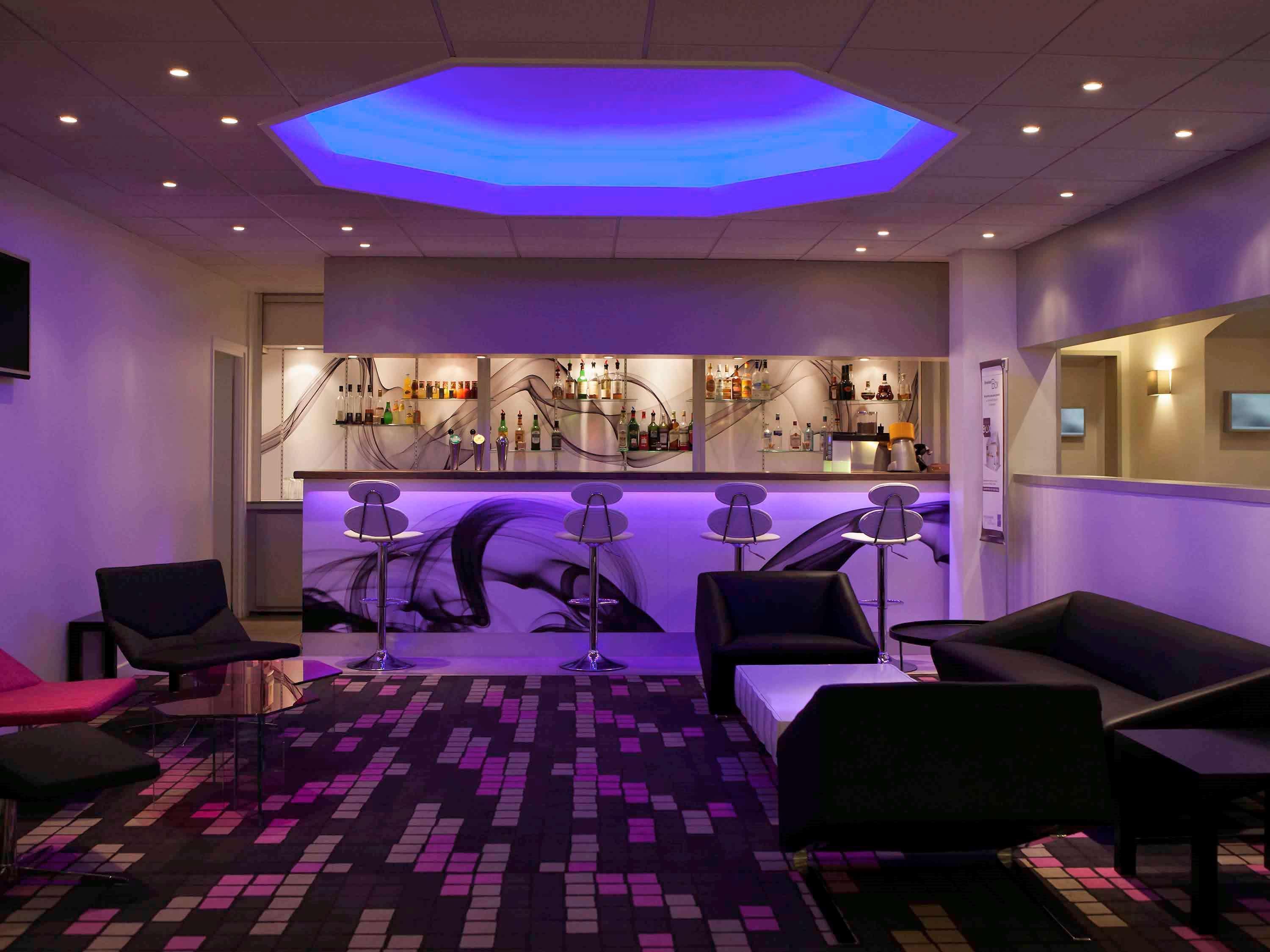 Novotel Fontainebleau Hotel 4*